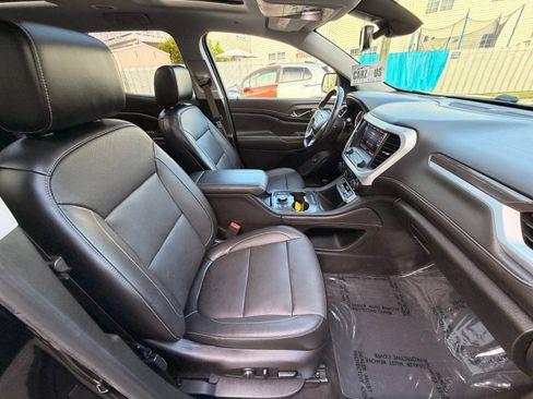 Used 2020 GMC Acadia SLT w/ Premium Package AWD/4WD image 26