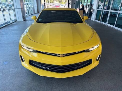 Used 2016 Chevrolet Camaro LT RWD image 2