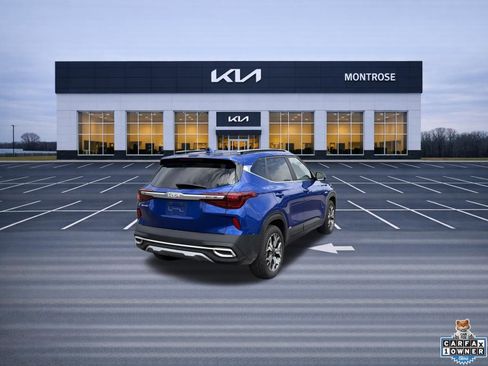 Certified 2022 Kia Seltos EX AWD/4WD image 5