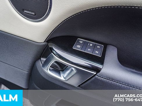 Used 2022 Land Rover Range Rover Sport HSE Silver Edition image 48