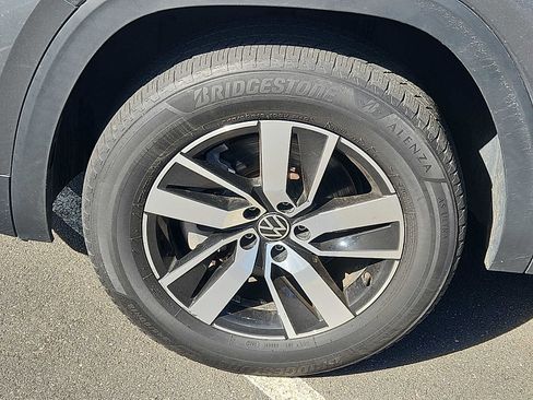 Used 2023 Volkswagen Atlas SE AWD/4WD image 8
