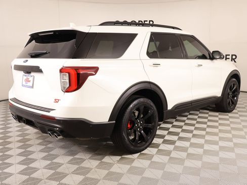 Used 2020 Ford Explorer ST w/ ST High-Performance Pack image 23