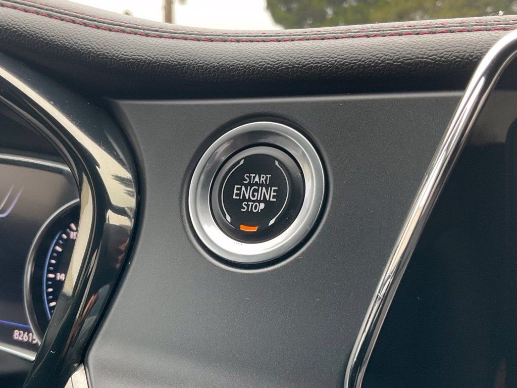 Used 2019 Chevrolet Blazer RS AWD/4WD image 21