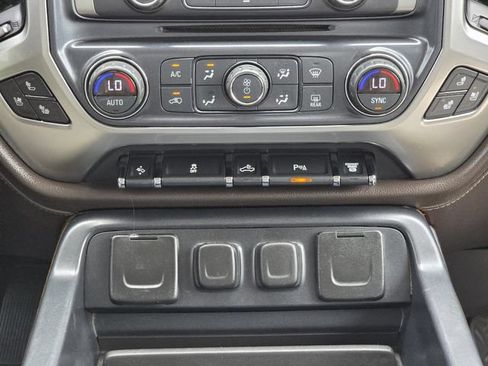 Used 2017 Chevrolet Silverado 2500 LTZ w/ Duramax Plus Package AWD/4WD image 18