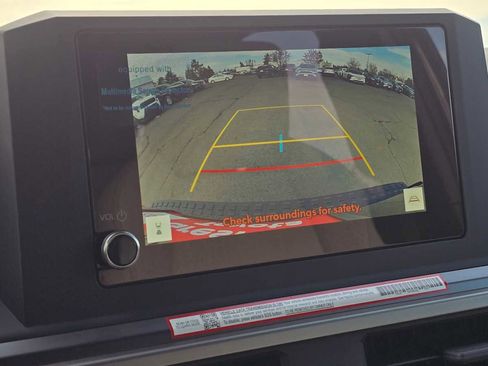 Certified 2025 Toyota 4Runner SR5 image 27