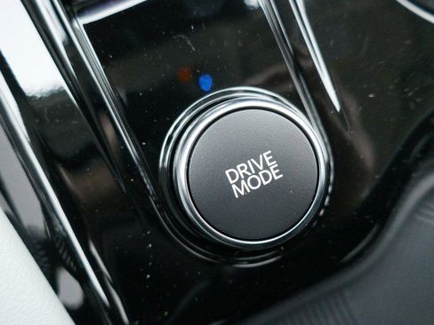 New 2026 Ford Explorer Platinum w/ LUX Leather Package image 18