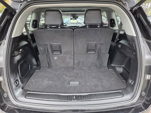 Used 2021 Jeep Grand Cherokee L Limited w/ Luxury Tech Group II image 19