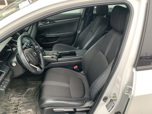 Used 2020 Honda Civic Sport image 4