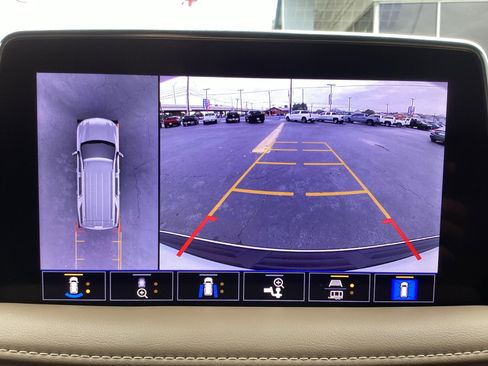 Used 2021 Chevrolet Tahoe Premier image 17