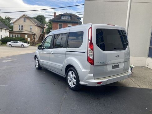 Used 2016 Ford Transit Connect Titanium FWD image 4