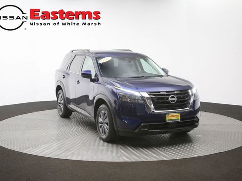 Used 2025 Nissan Pathfinder SV FWD image 49