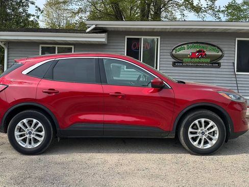 Used 2020 Ford Escape SE AWD/4WD image 1