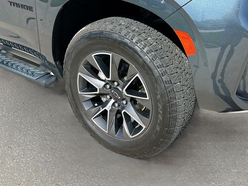 Used 2021 Chevrolet Tahoe Z71 AWD/4WD image 32