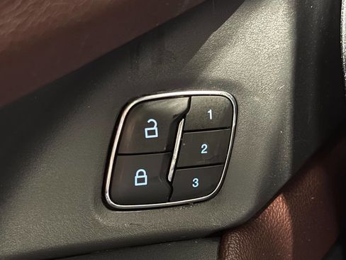 Used 2022 Ford Expedition Max Limited image 38