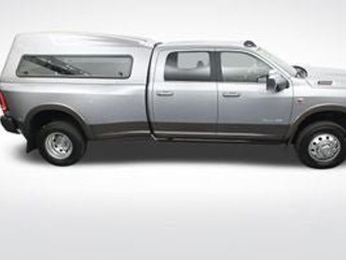 Used 2023 RAM 3500 Limited AWD/4WD image 67