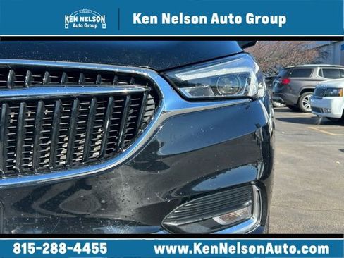 Used 2021 Buick Enclave Essence w/ Sound and Sites Package image 4