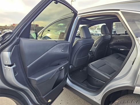 Used 2026 Lexus RX 450h Luxury w/ Convenience Package image 25