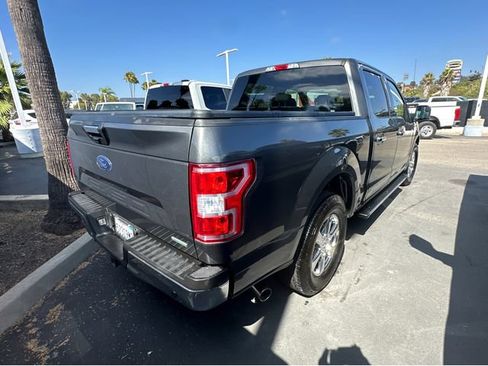 Used 2018 Ford F150 XLT w/ Equipment Group 302A Luxury RWD image 4