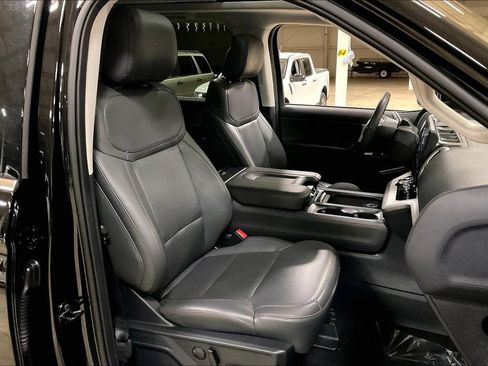 Certified 2025 Ford Expedition Max Active AWD/4WD image 7