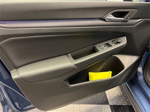 New 2026 Volkswagen GTI Autobahn image 7