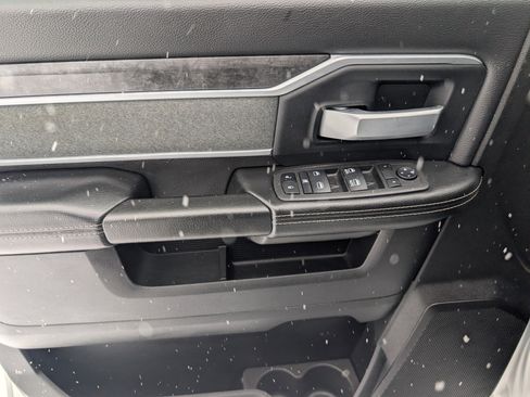 Used 2022 RAM 2500 Big Horn w/ Level C Equiment Group image 12