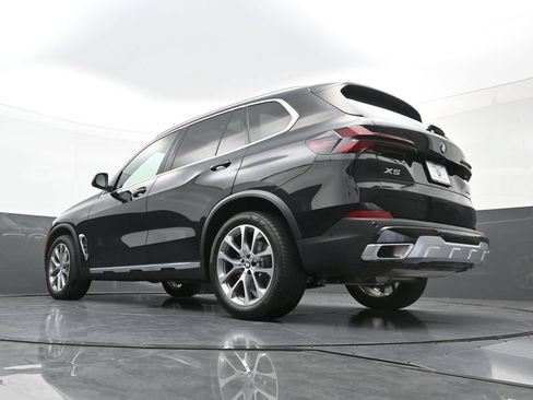 Used 2026 BMW X5 xDrive40i AWD/4WD image 26