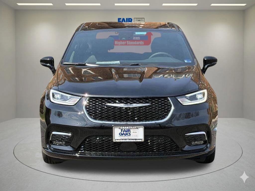 New 2026 Chrysler Pacifica Select FWD image 4