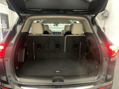 Used 2021 Buick Enclave Essence w/ Sound and Sites Package FWD image 18