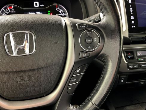Used 2017 Honda Pilot EX-L image 12