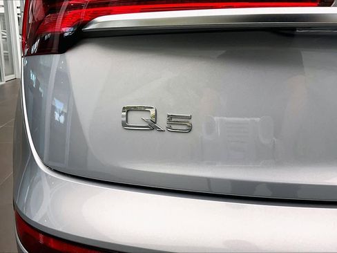 Certified 2023 Audi Q5 2.0T Prestige w/ Prestige Package AWD/4WD image 33