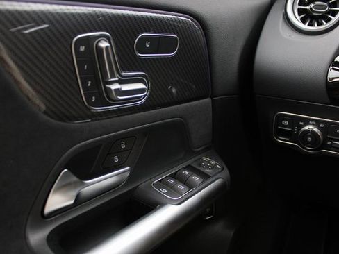 Used 2025 Mercedes-Benz GLA 250 GLA 250 image 25