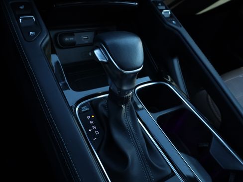 Used 2021 Kia Telluride SX w/ SX Prestige Package image 8