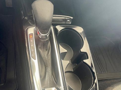 Certified 2024 Chevrolet Trax LT w/ Sunroof Package image 15