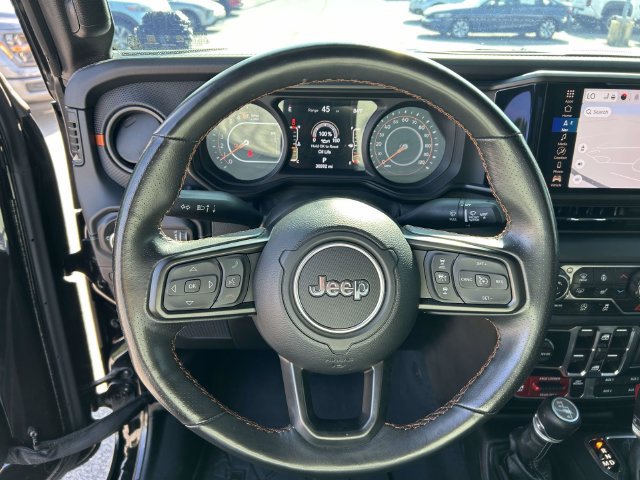 Used 2024 Jeep Gladiator Mojave w/ Technology Group AWD/4WD image 20