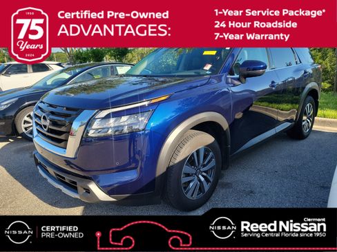 Certified 2025 Nissan Pathfinder SL FWD image 1