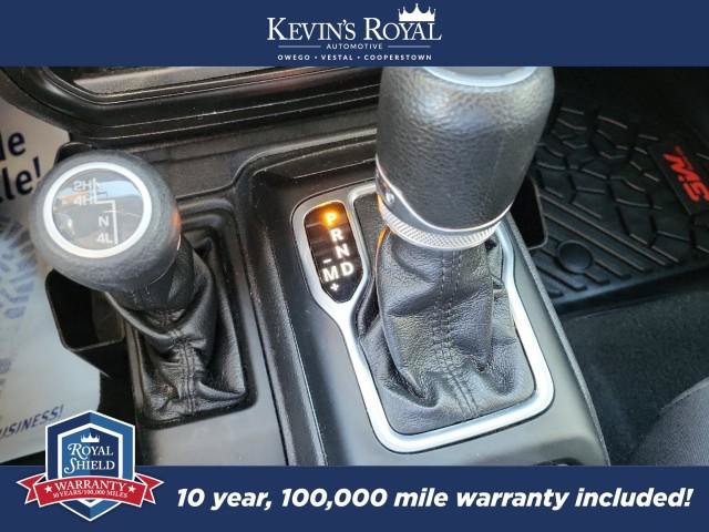 Used 2022 Jeep Gladiator Sport AWD/4WD image 13
