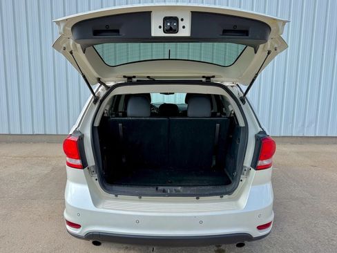 Used 2015 Dodge Journey R/T w/ Flexible Seating Group AWD/4WD image 17