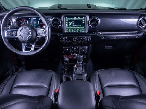 Used 2021 Jeep Wrangler Unlimited Rubicon w/ Trailer Tow Package image 15