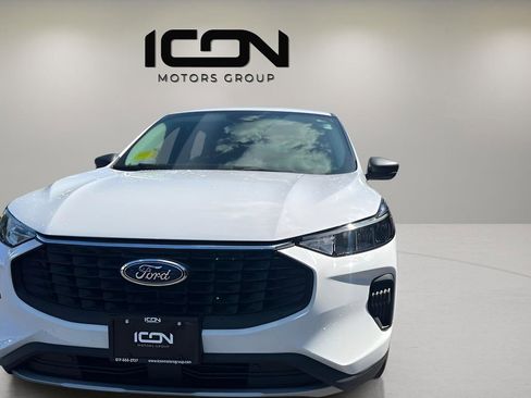 Used 2023 Ford Escape Active image 9