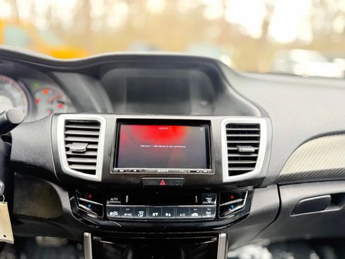 Used 2017 Honda Accord Sport Special Edition image 17