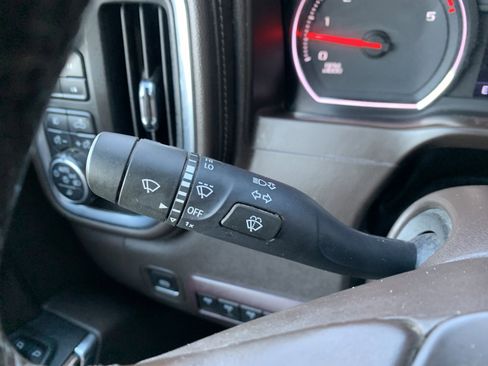 Used 2020 Chevrolet Silverado 2500 LT w/ All Star Edition image 32