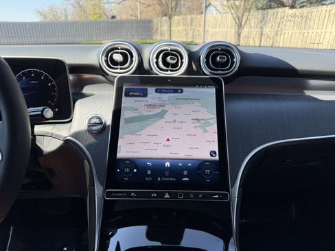 Certified 2026 Mercedes-Benz GLC 300 4MATIC image 13