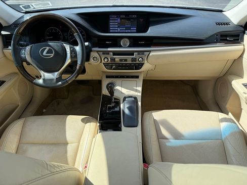 Used 2013 Lexus ES 350 w/ Luxury Pkg image 14