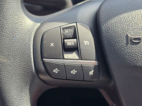 Used 2022 Ford Escape S image 25