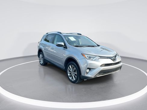 Used 2017 Toyota RAV4 Platinum FWD image 2