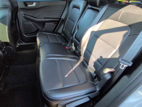 Used 2022 Ford Escape SEL image 20