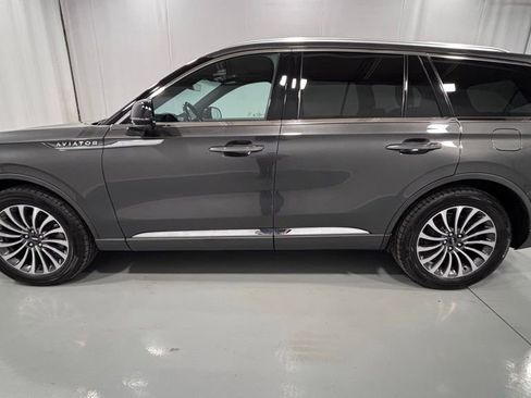 Used 2020 Lincoln Aviator Reserve w/ Equipment Group 201A image 9