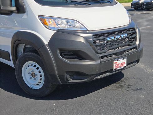 Used 2025 RAM ProMaster 2500 w/ Storage Group image 2