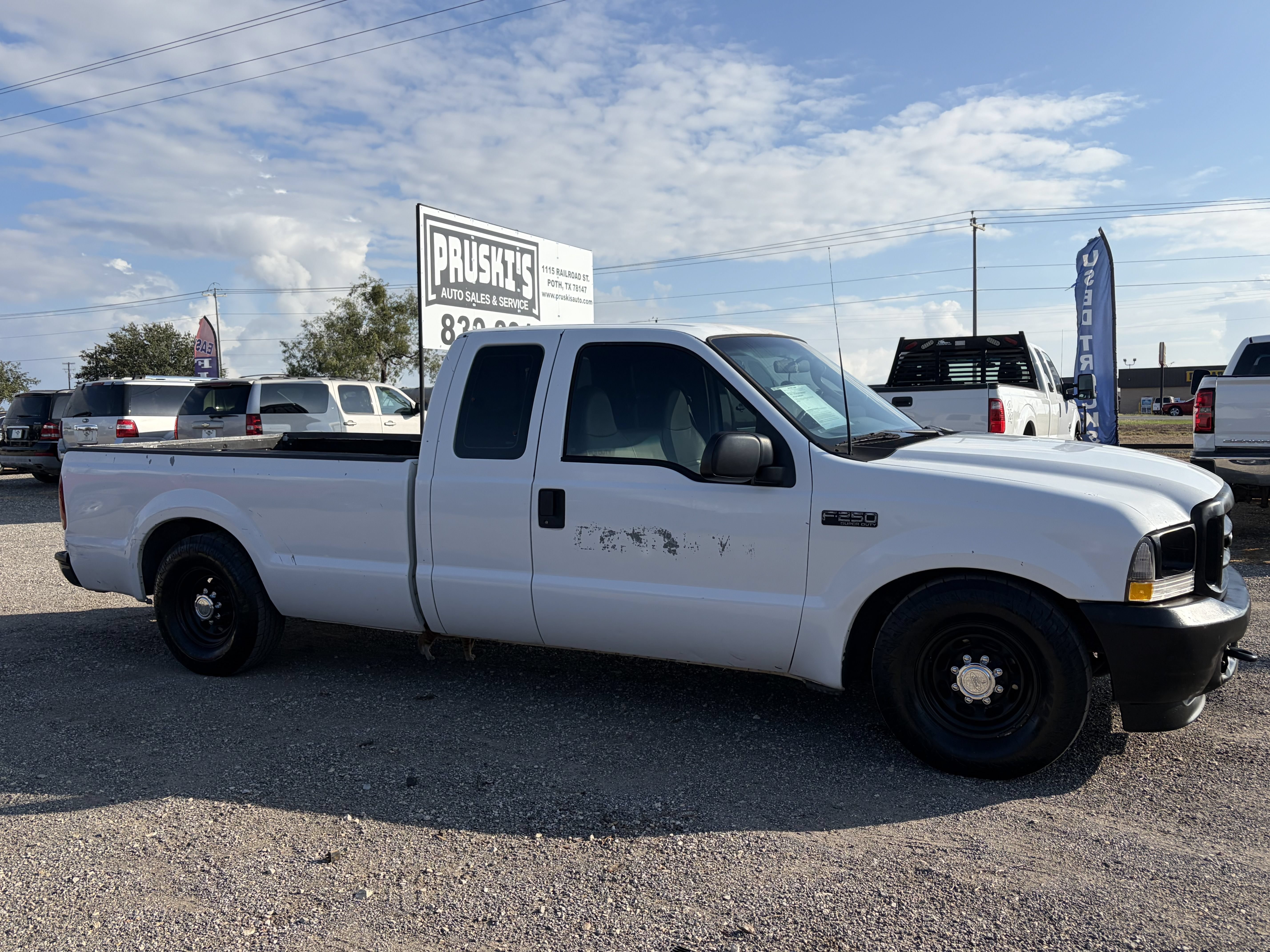 Used 2003 Ford F250 2WD SuperCab Super Duty image 5