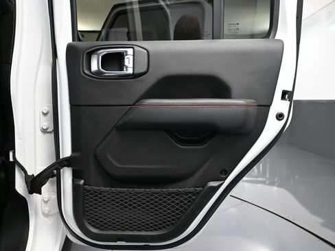 Used 2021 Jeep Wrangler Unlimited Rubicon w/ Dual Top Group image 41